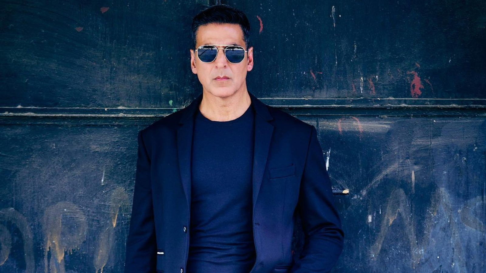 Akshay Kumar Launches Store In Mumbai For His Clothing Brand 'Force IX':  'What A Milestone Day