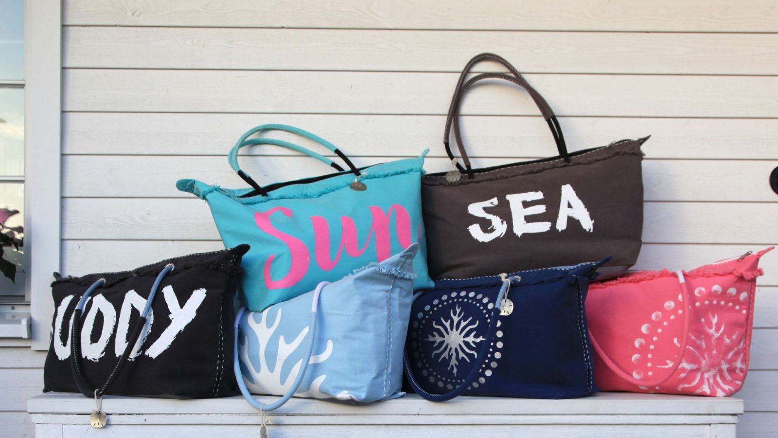 Designer Tote Bags Australia: The Best Luxury Tote Bags To Shop - Vogue  Australia