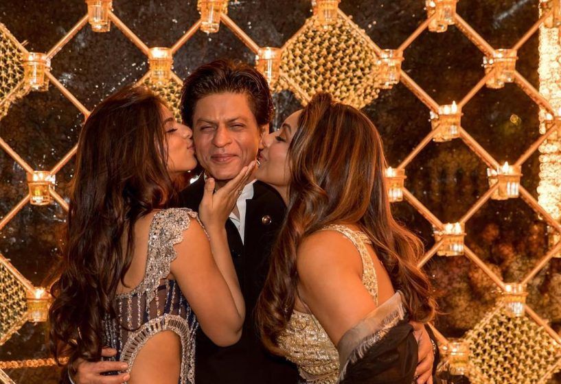 A Look At Shah Rukh Khan And Gauri Khans Real Life Bollywood Love Story