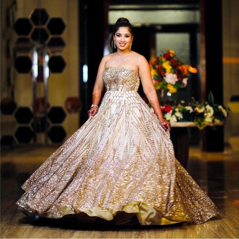 Top 10 Popular & Best Indian Bridal Dress Designers- Hit List | Indian bridal  dress, Bridal dress design, Indian dresses