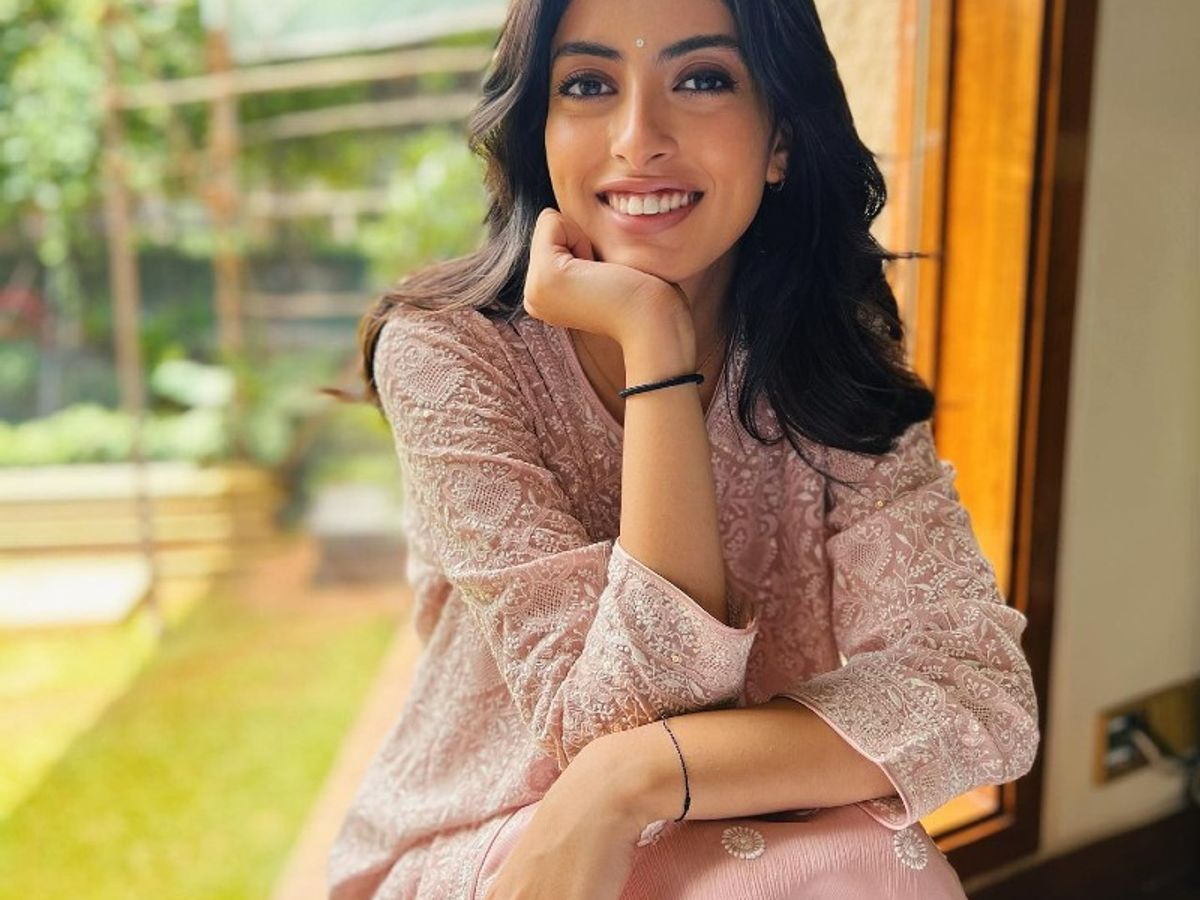 Navya Naveli Nanda unseen photos | Navya Nanda makes Instagram profile  public! Check out her unseen photos with Aishwarya, Amitabh Bachchan and  others, image size:1200x900