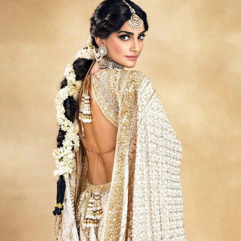 Pinterest: @pawank90 | Indian bridal hairstyles, Bridal hairstyle indian  wedding, Indian wedding hairstyles