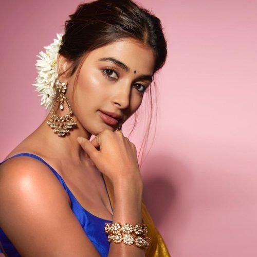 Forever New Announces Pooja Hegde As Brand Face And ELLE Got Her To Pick  Her Favourite Pieces - Elle India