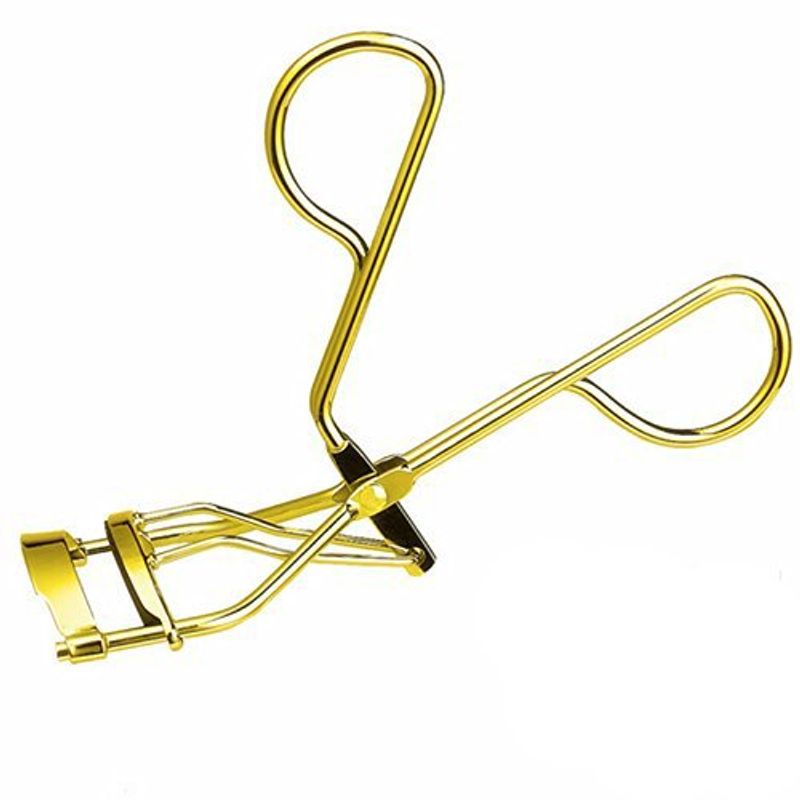 Best eyelash curlers to achieve the most lifted, fluffy lashes possible