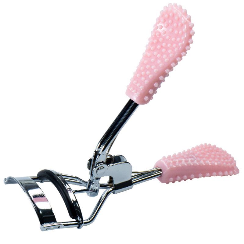 Best eyelash curlers to achieve the most lifted, fluffy lashes possible