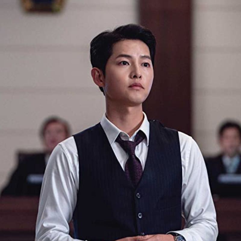 Song Joong-ki announces his marriage to Katy Louise Saunders in a letter to fans