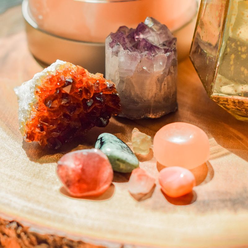 Rose quartz and other best crystals to manifest love and how to use them for healing