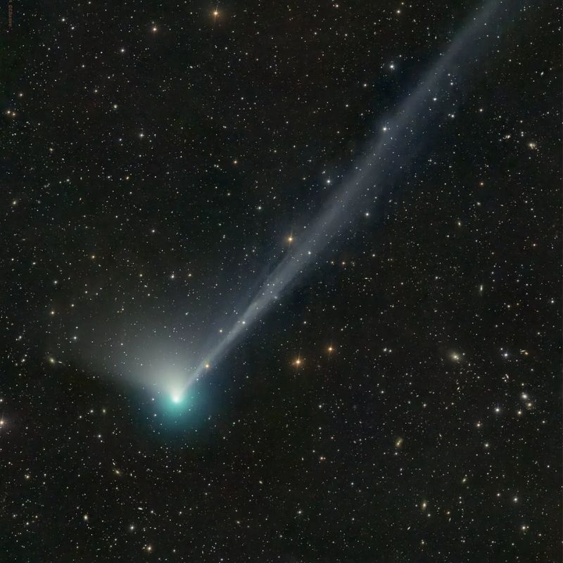 Spot the rare green comet in the sky, approaching Earth after 50,000 years