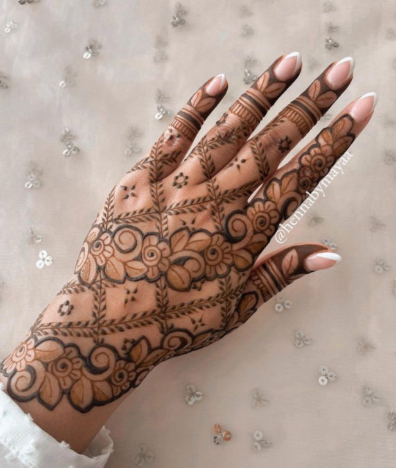 Arabic Henna designs for more designs follow henna designs | Modern mehndi  designs, Mehndi design photos, Best mehndi designs
