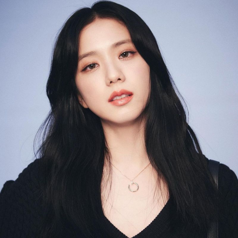 BLACKPINK’s Jisoo swears by this skincare routine to achieve radiant skin