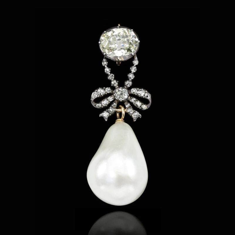 Necklaces to brooches: The most expensive jewellery pieces sold at auctions