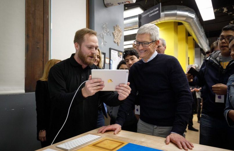 Apple CEO