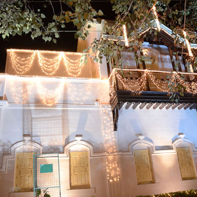 Mukesh Ambani’s century-old mansion, 3 hours from Jamnagar, radiates luxurious heritage!