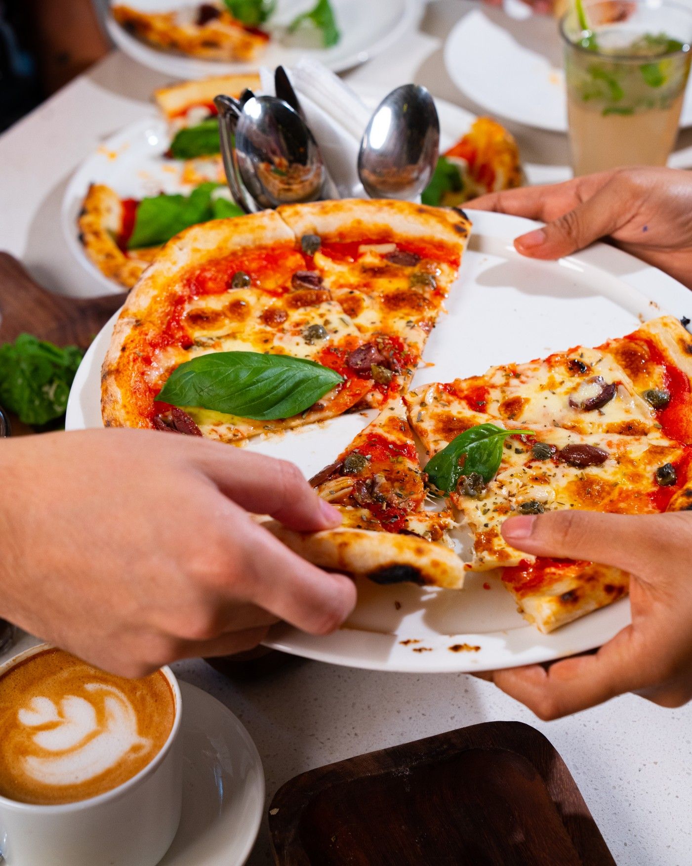 What took 500 years for Si Nonna's pizza to reach you?