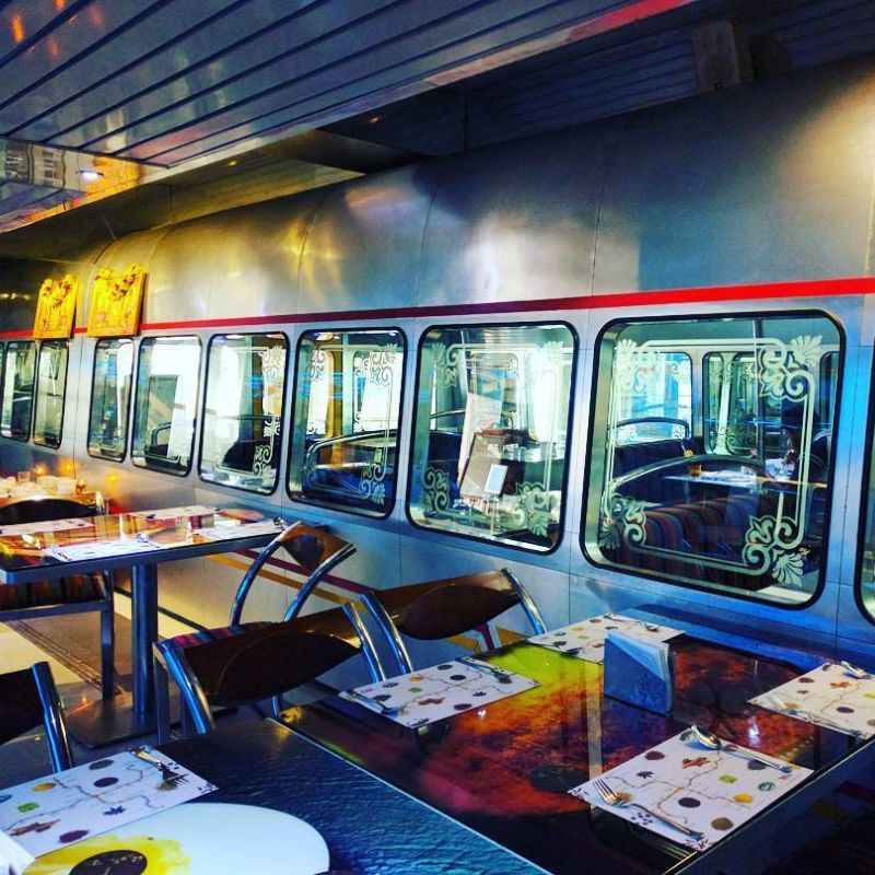 Unique themed restaurants