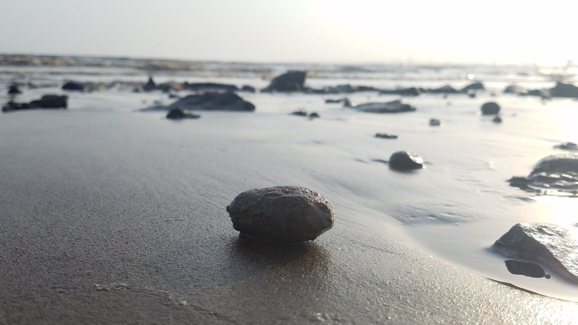 dumas beach