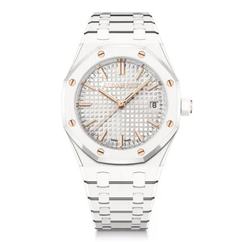Audemars Piguet continues its 34mm Royal Oak offerings with White Ceramic edition