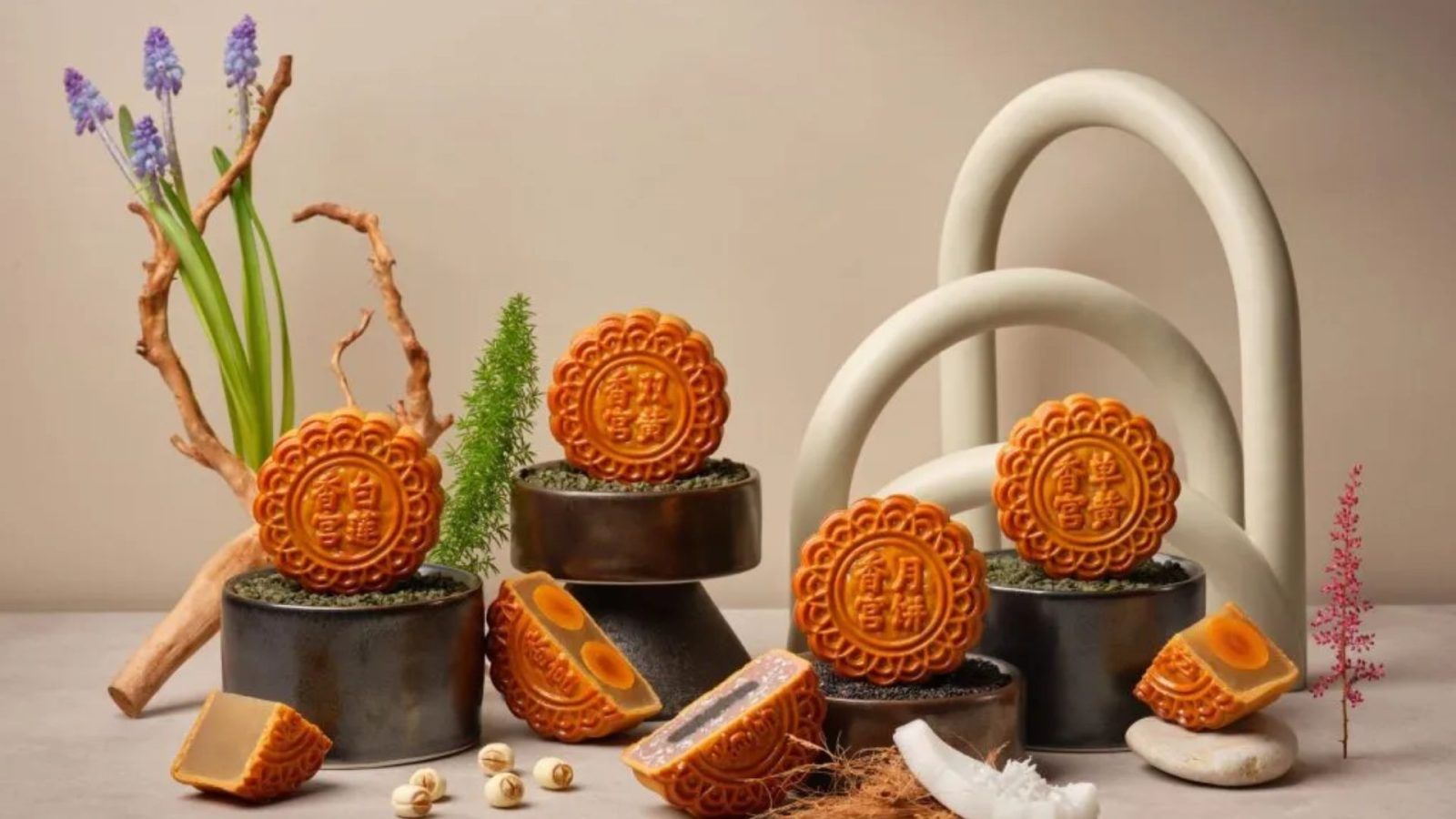 19 beautiful mooncake boxes to get in Singapore for Mid-Autumn Festival  2023