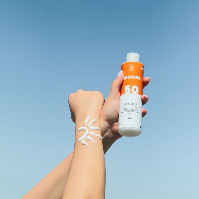 Coconut oil: Know all about the surprising sunscreen substitute