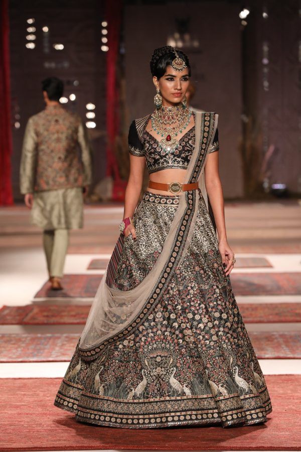 JJ Valaya new collection Baroda launches at India Couture Week 2023