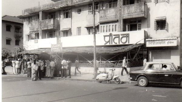 All about everyone's favourite Pritam Da Dhaba in Dadar, Mumbai