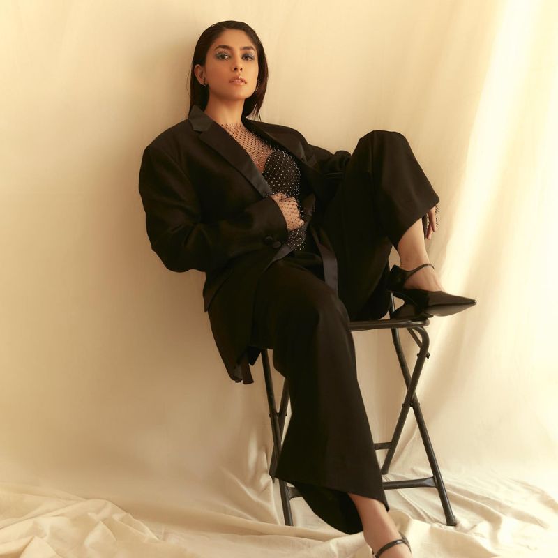 Mrunal Thakur net worth 2023: Income, properties and other assets