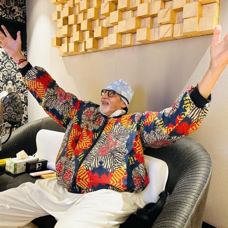 Amitabh Bachchan net worth Luxurious houses, cars, private jet, and more