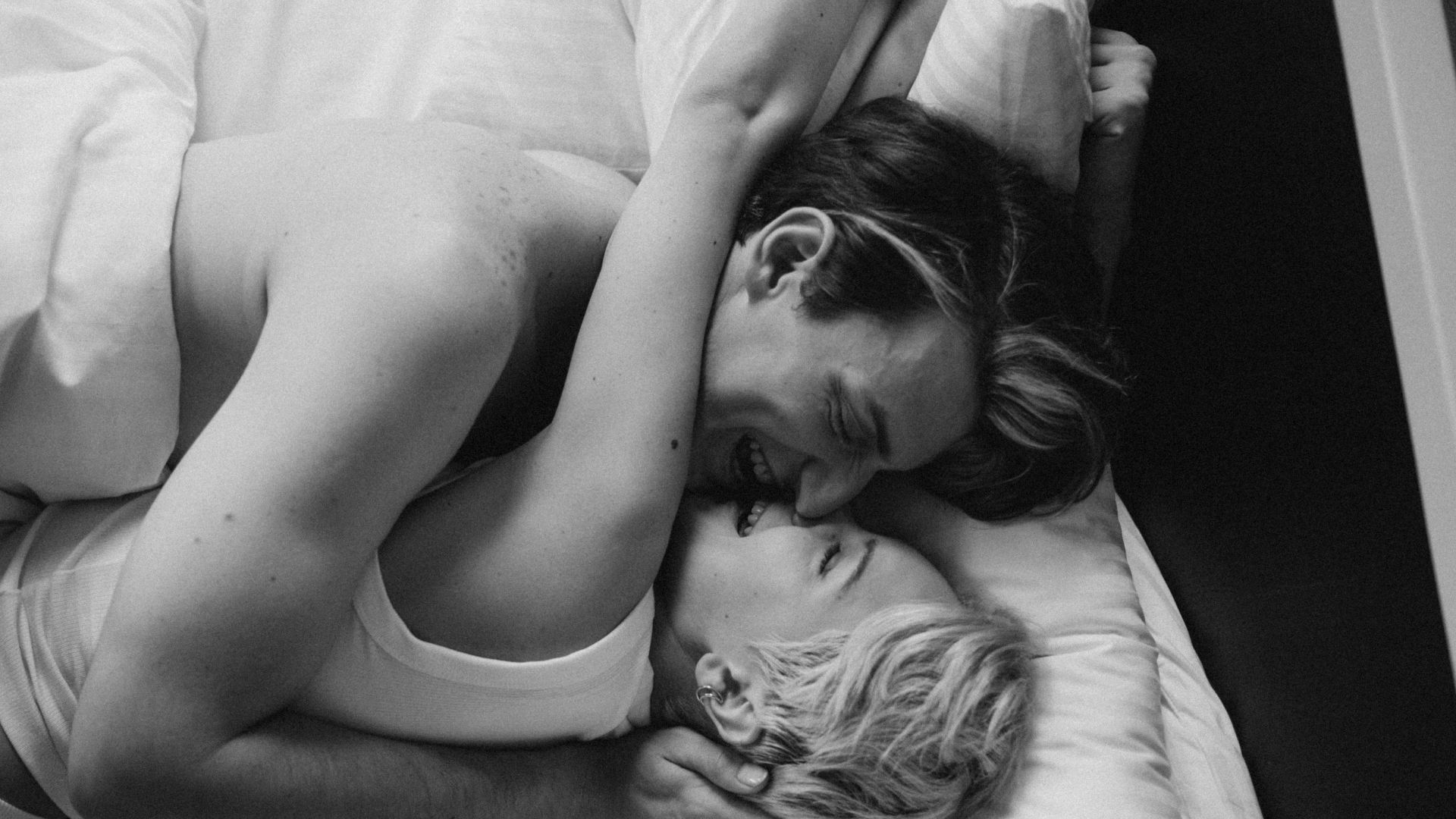 which zodiac sign is the best kisser