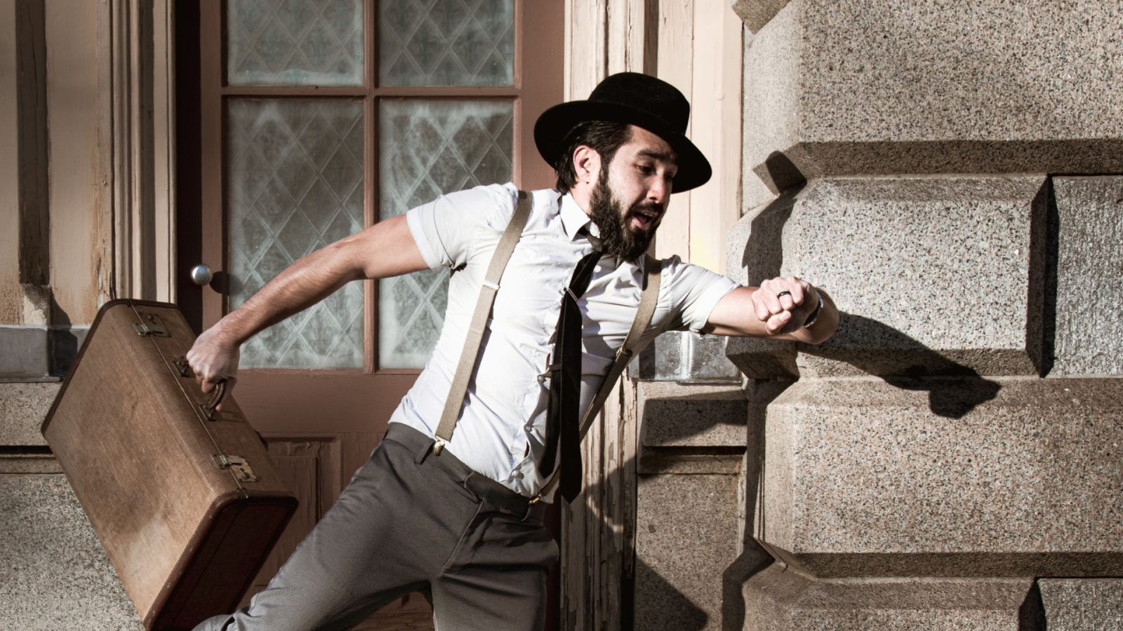 Know about the most unpunctual and punctual zodiac signs