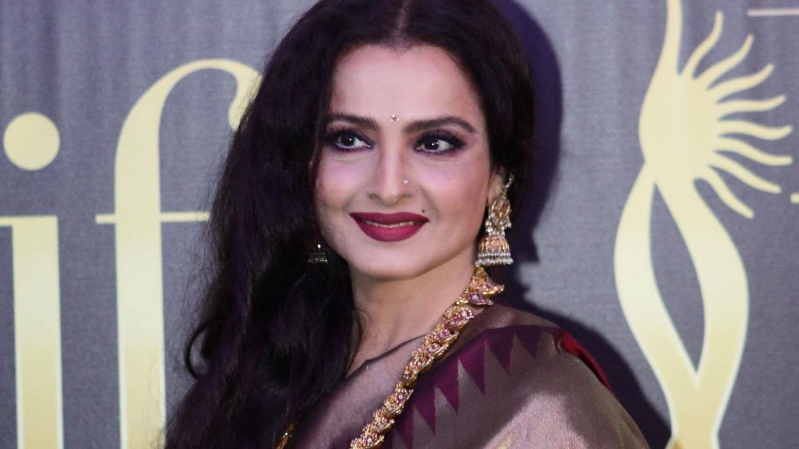 Rekha Net Worth Luxurious properties, cars and saree collection