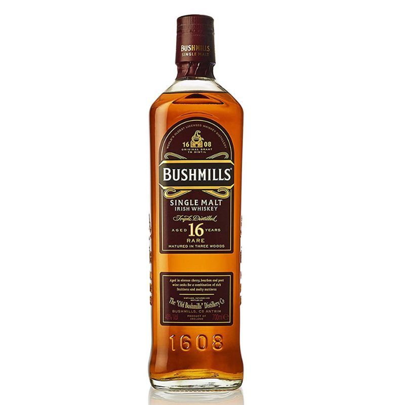 Виски bushmills original отзывы. Bushmills 10 Single Malt. Бушмилс медовый виски. Bushmills Red Bush. Bushmills Malt aged 10 years..