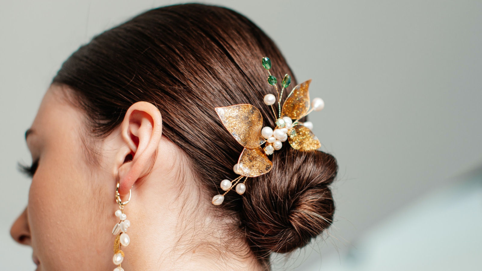 Exquisite hair accessories to elevate your festive look