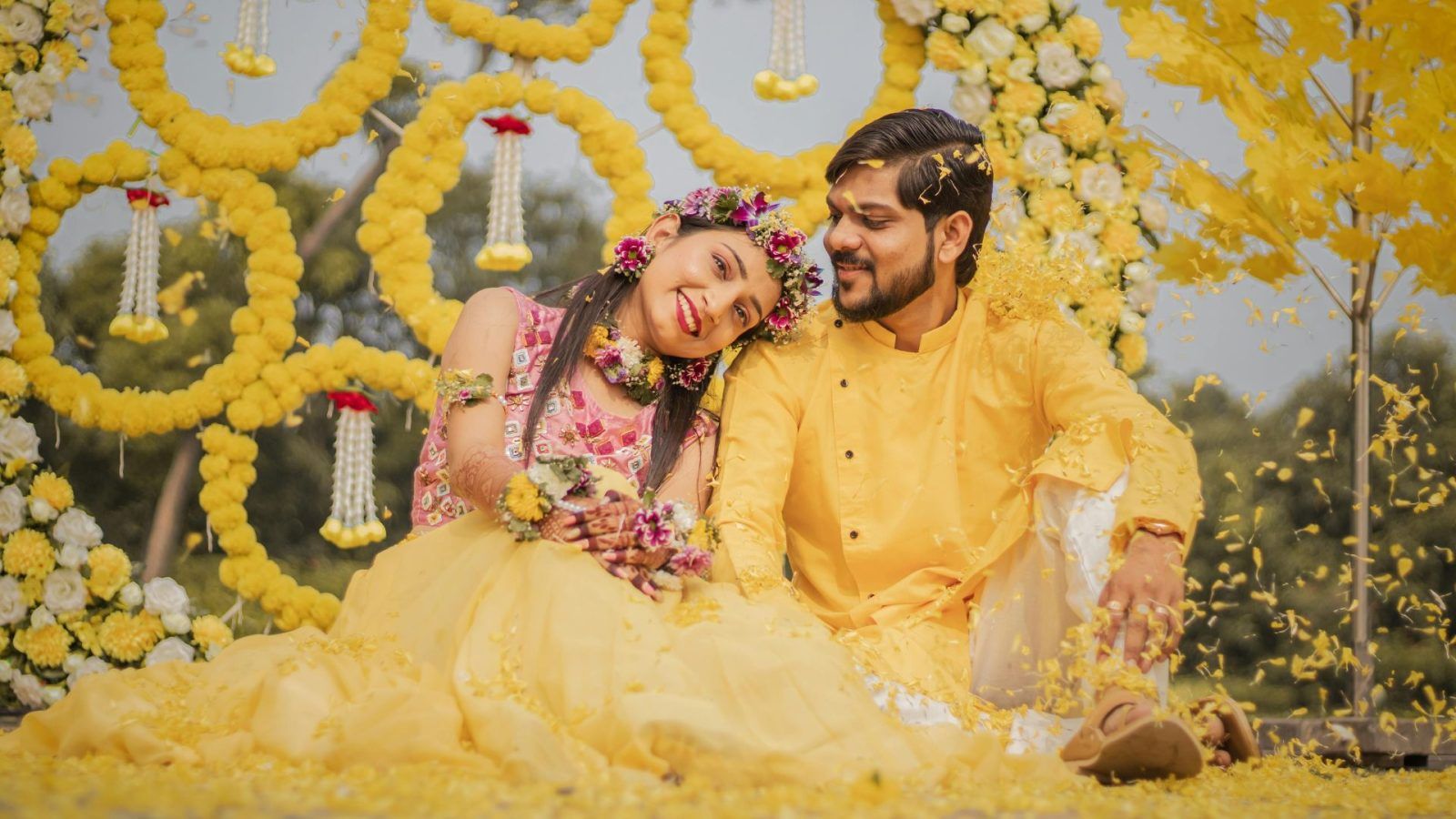 Unique haldi ceremony photoshoot ideas to make your wedding special -  Simple Craft Idea