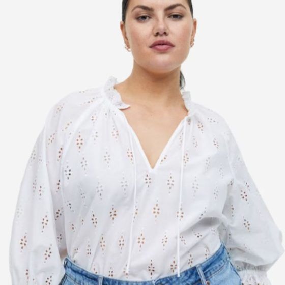 Best plus size tops for women to add to your wardrobe