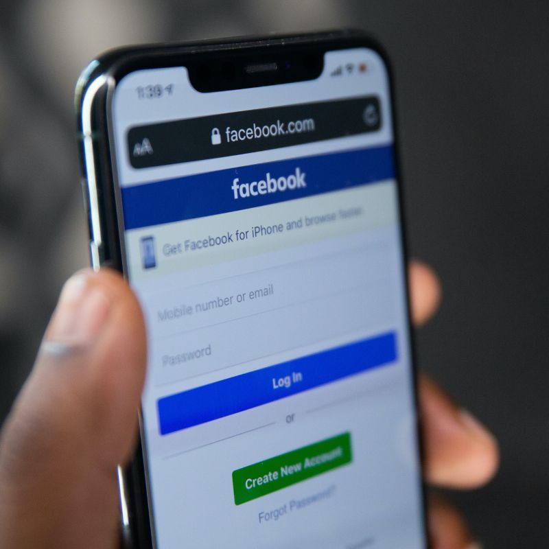 Wondering how to change your name on Facebook? Checkout these easy ways