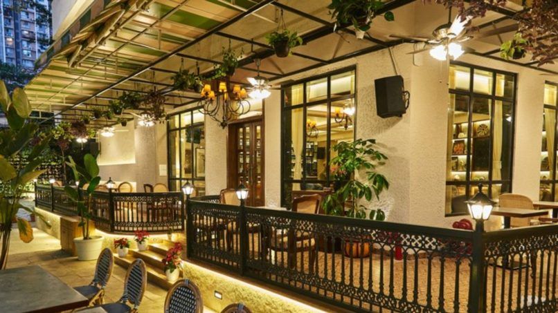 SHOPPERS STOP, Mumbai - Khar West - Updated 2024 Restaurant