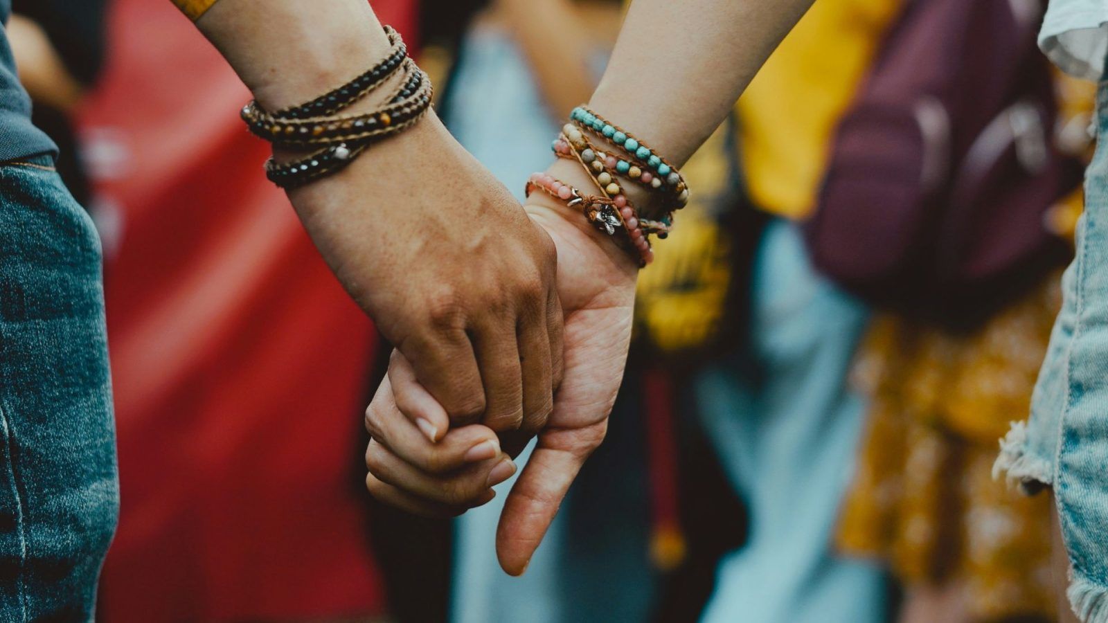 Love on Your Wrist: The Ultimate Guide to Couple Bracelets | by  Biggestrestful | Medium