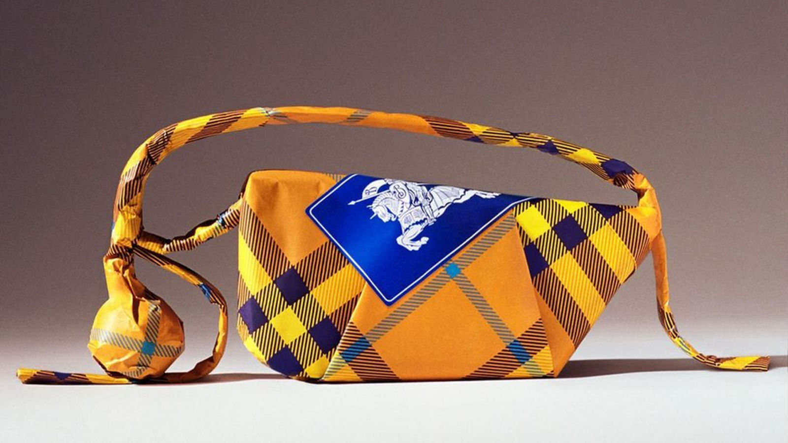 Burberry Handbag 404286 | FonjepShops | Dessau Visetos Shoulder Bag