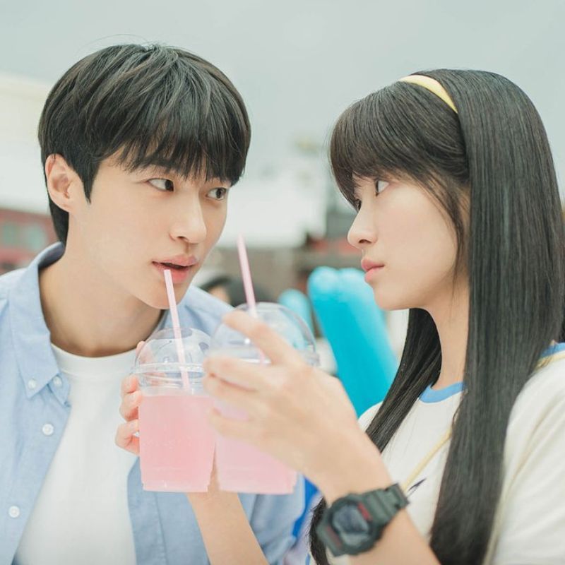 Lovely Runner Cast, plot and more on the romantic Kdrama