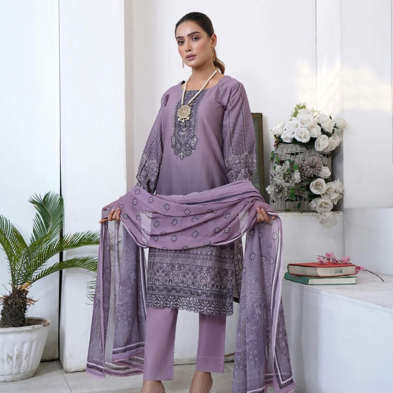 Pakistani suits: Buy latest Pakistani suits, Salwar Kameez & more this Eid