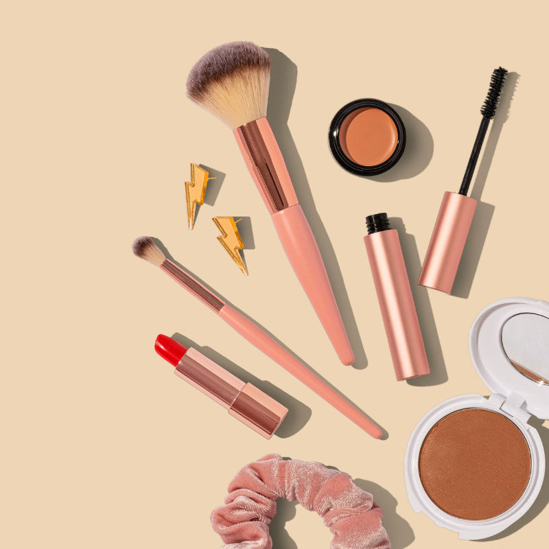 Flawless finish: Pro tips and tricks for preventing concealer cracks and cakes