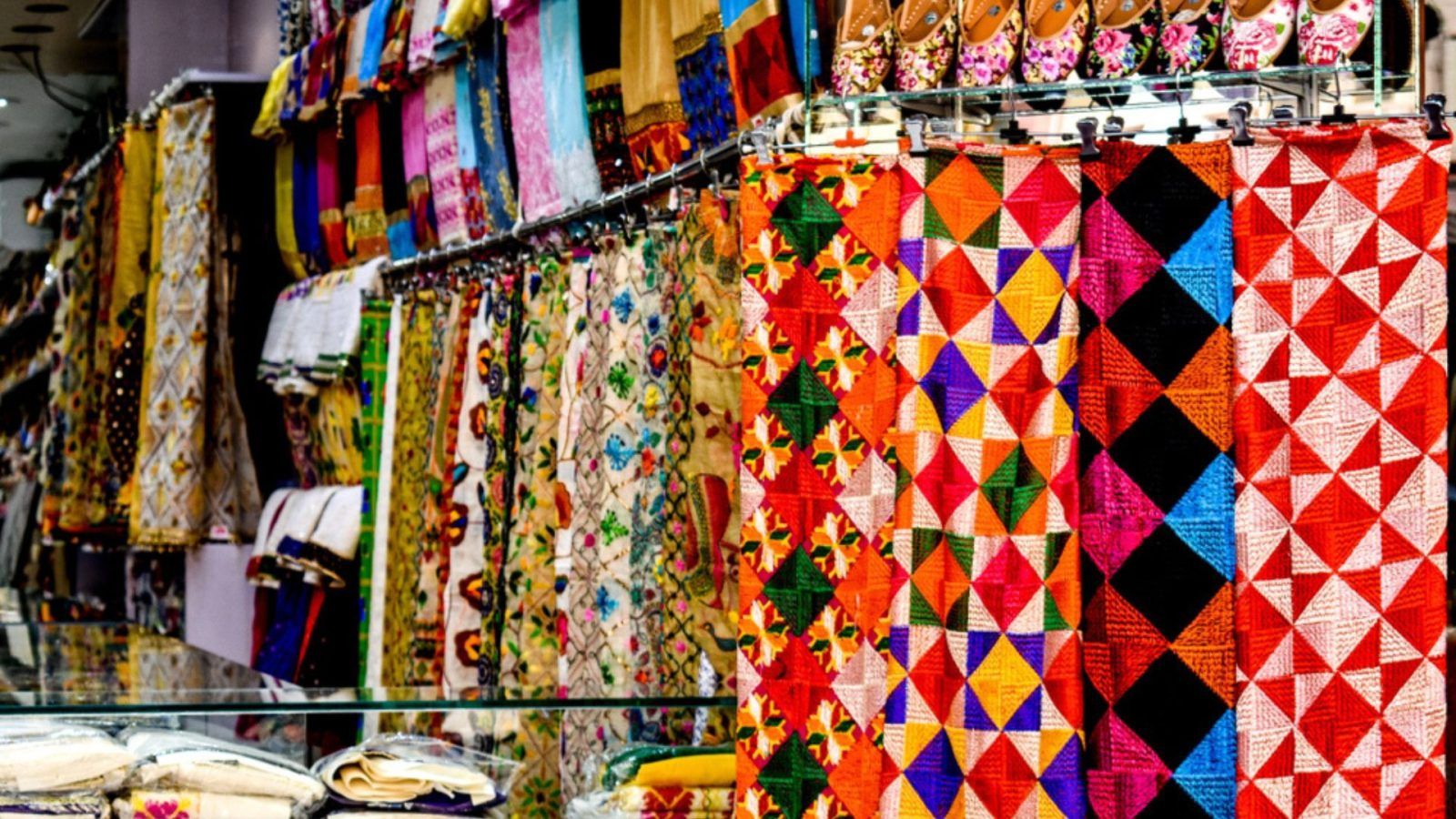 A complete guide to shopping in Chandigarh: Where to go, must-buy products, and more