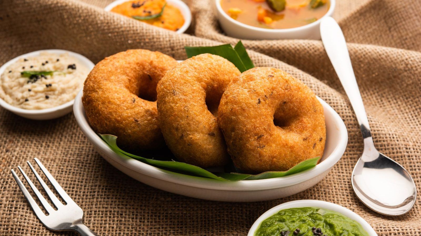 Best breakfast spots in Bangalore for a taste of vadas fried to golden perfection