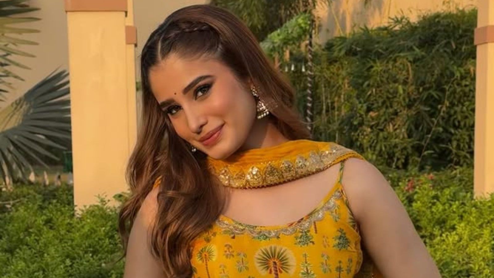 Rasha Thadani Rasha Thadani: All about Raveena Tandon's daughter | Lifestyle Asia India
