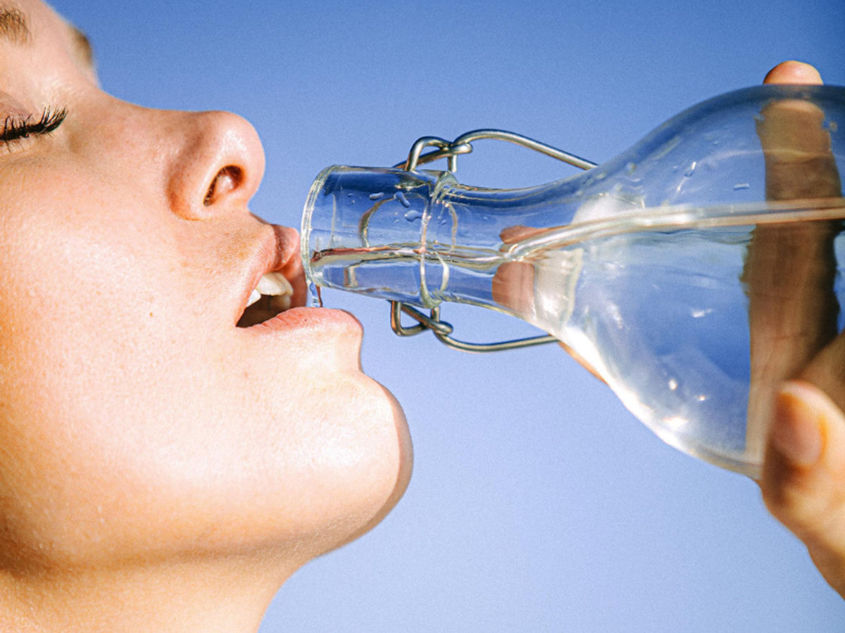 Should you be drinking water with meals? Expert explains