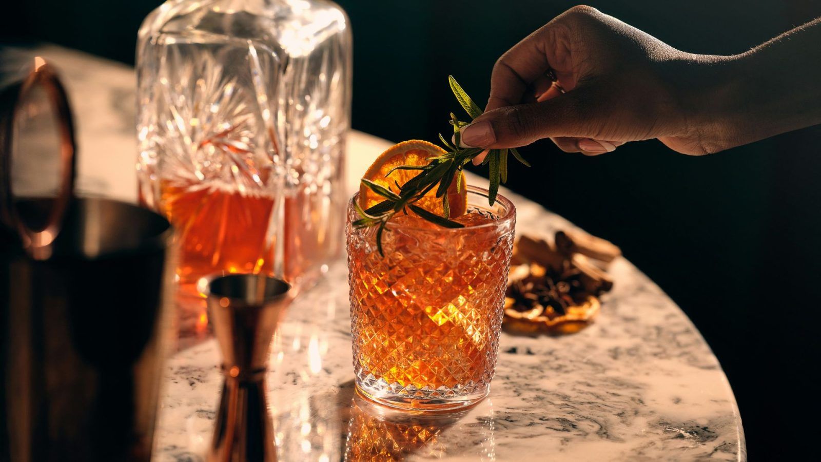 Indian Bartenders Share Their Favourite Whisky Based Cocktails indian-bartenders-share-their-favourite-whisky-based-cocktails