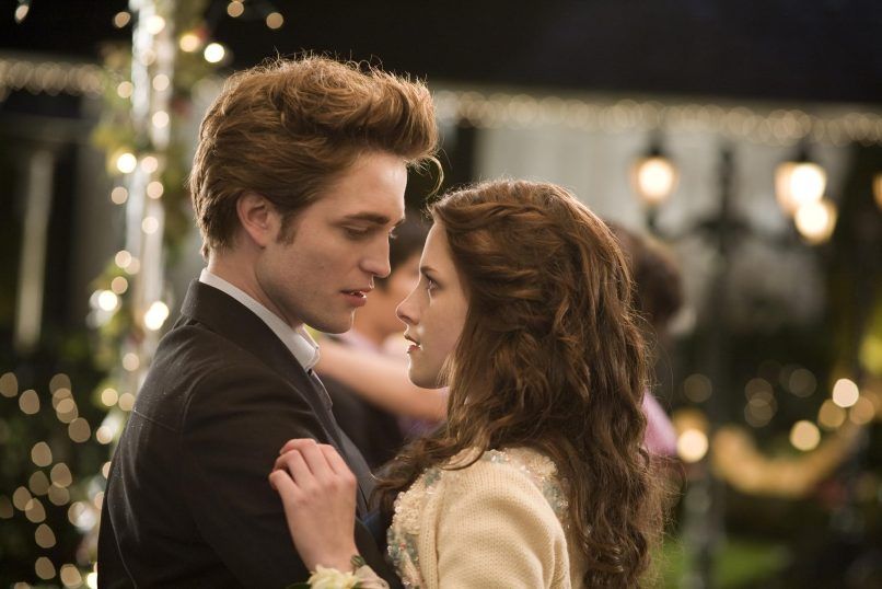 Kristen Stewart relationships Robert Pattinson to Dylan Meyer LSA India