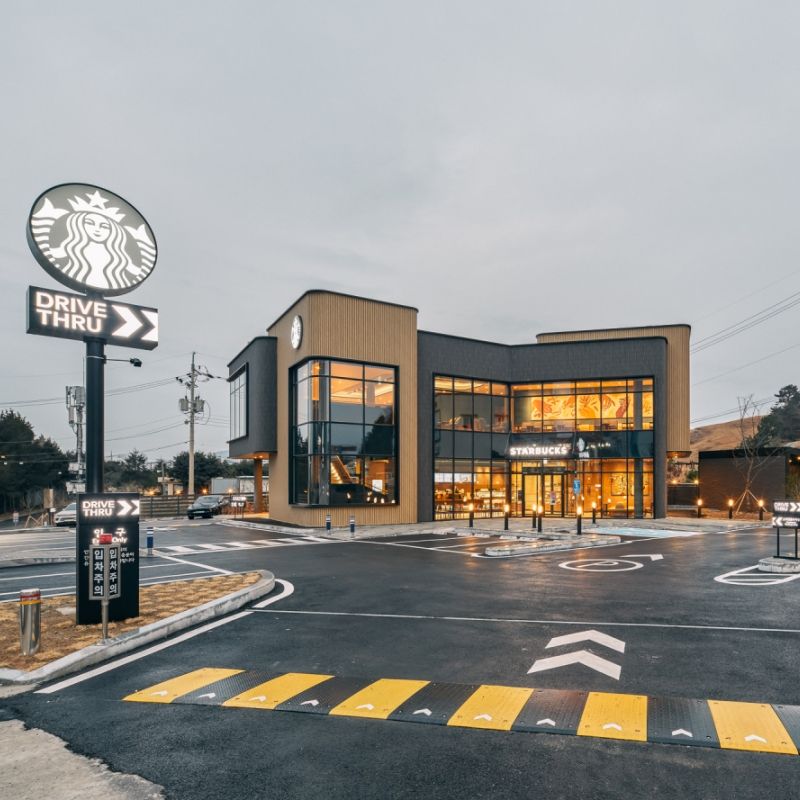 แรงไม่หยุด ฉุดไม่อยู่ ! Starbucks ฉลอง 5000 สาขา ใน Asia Pacific