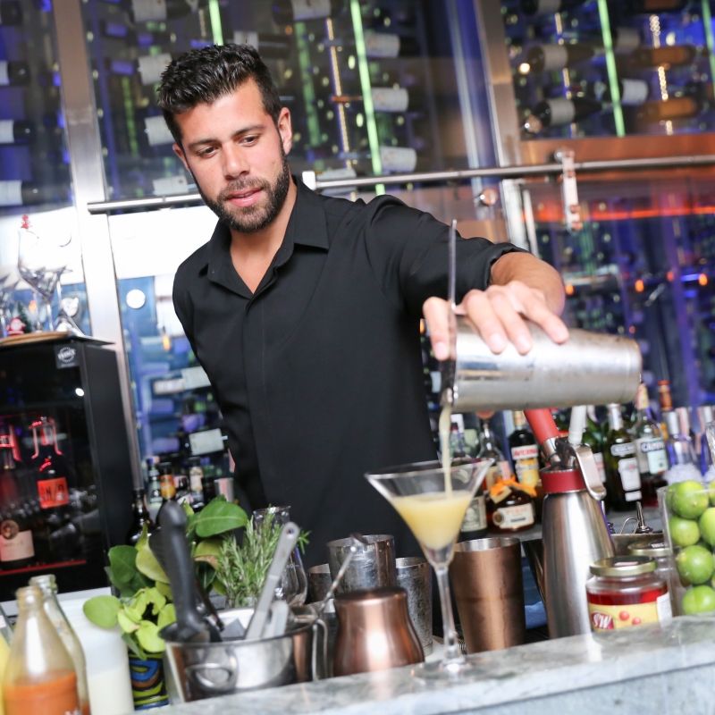พร้อมรึยังสำหรับปาร์ตี้ Tapas and Cocktail ที่ UNO MAS Wine Cellar, Centara Grand at CentralWorld