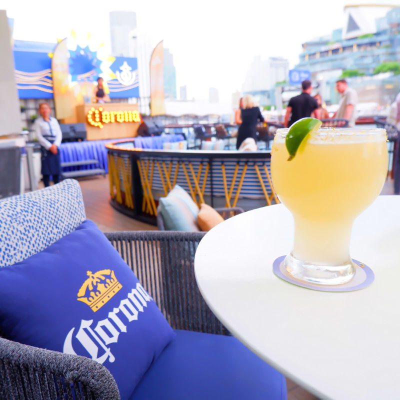 รีวิวปาร์ตี้ Sunsets ที่ Siam Yacht Club โรงแรม Royal Orchid Sheraton Hotel & Towers
